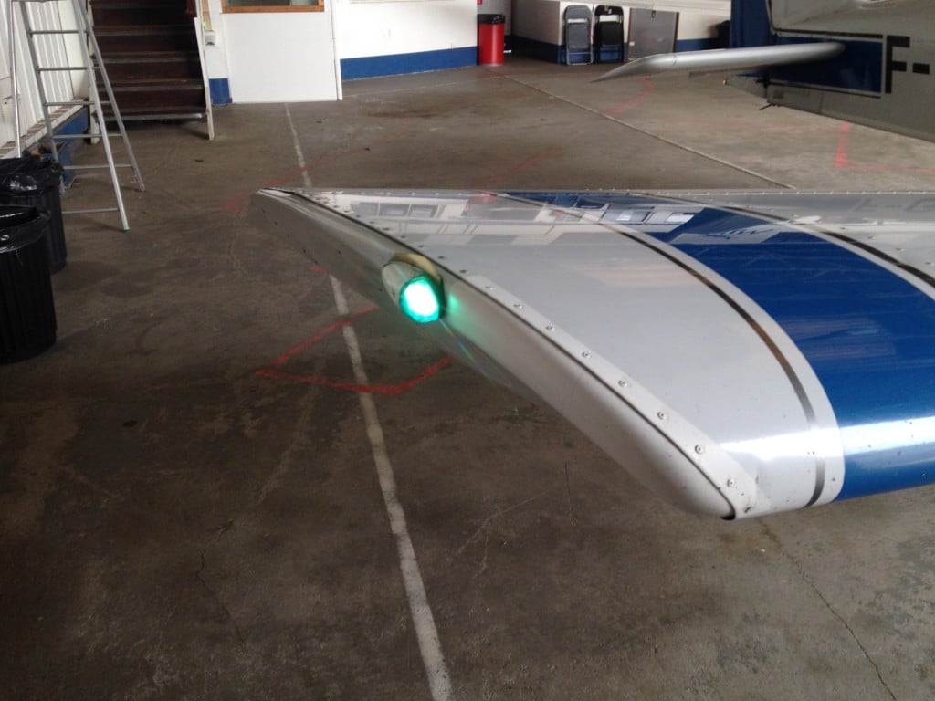 Akozon Lumières d'avion RC, Lumières Clignotantes pour Kit D'éclairage LED d 'avion RC Avion Hélicoptère 8 LED Kit de Système D'éclairage Simulation Akozon Lumières d'avion RC, Lumières Clignotantes pour Kit D'éclairage LED d 'avion RC Avion Hélicoptère 8 LED Kit de Système D'éclairage Simulation
